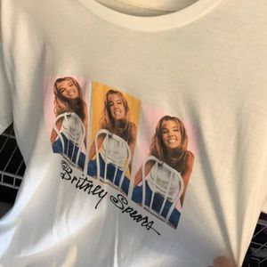 BRITNEY SPEARS GRAPHIC TEE